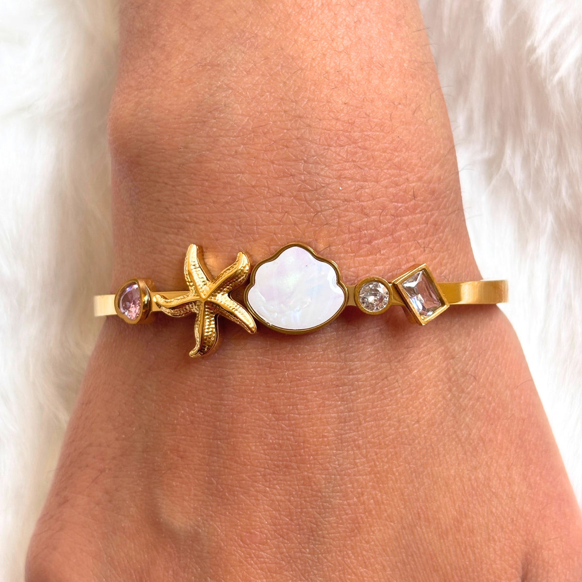 Stevei Star Seashell Cuff