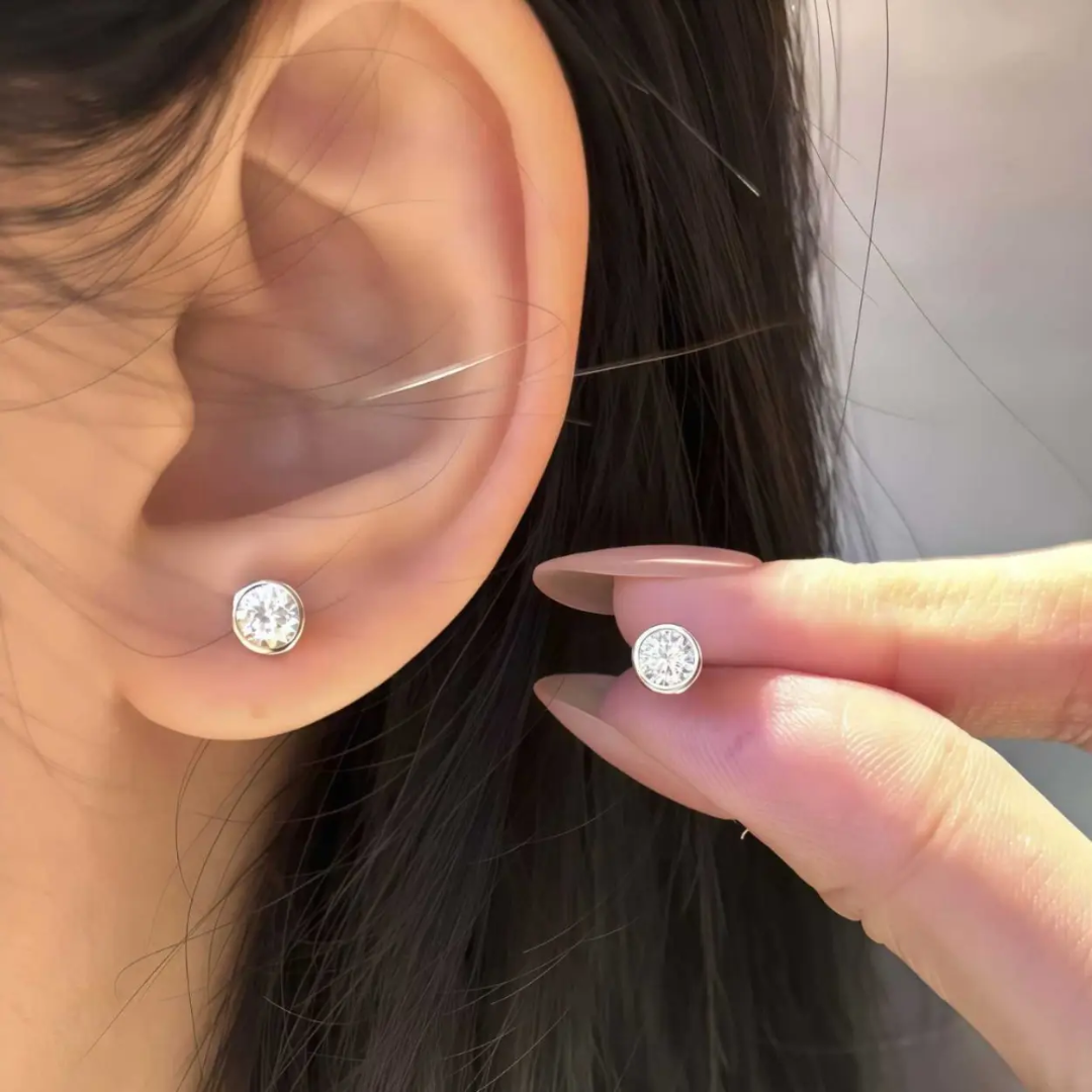 Mini Junia Round Studs