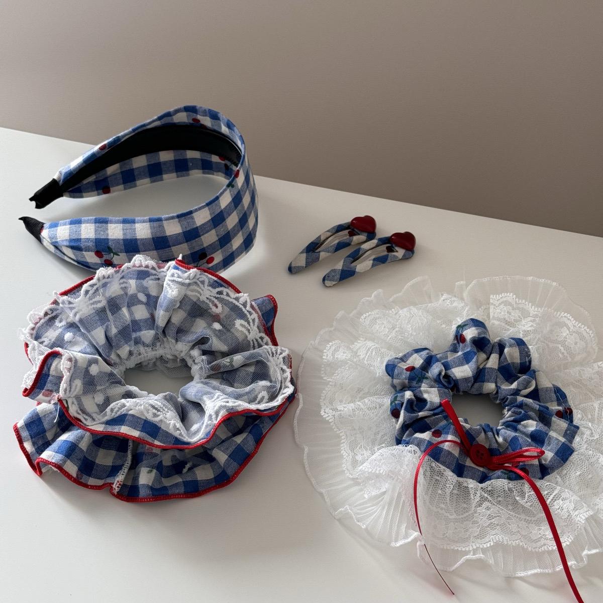 Snow White Lace Scrunchies