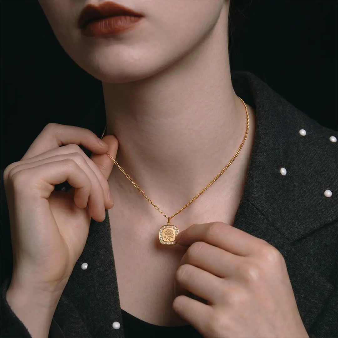 Beni Rose Premium Square Necklace