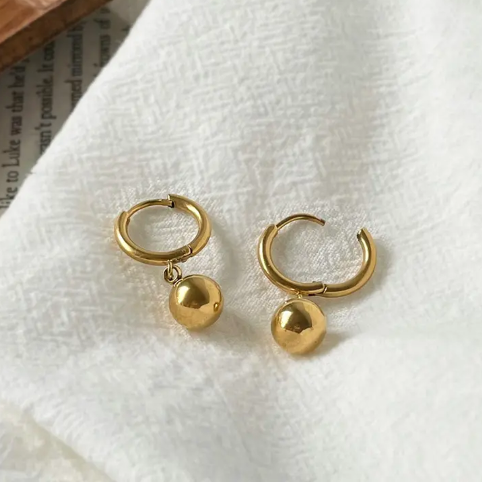 Ruru Ball Golden Earrings