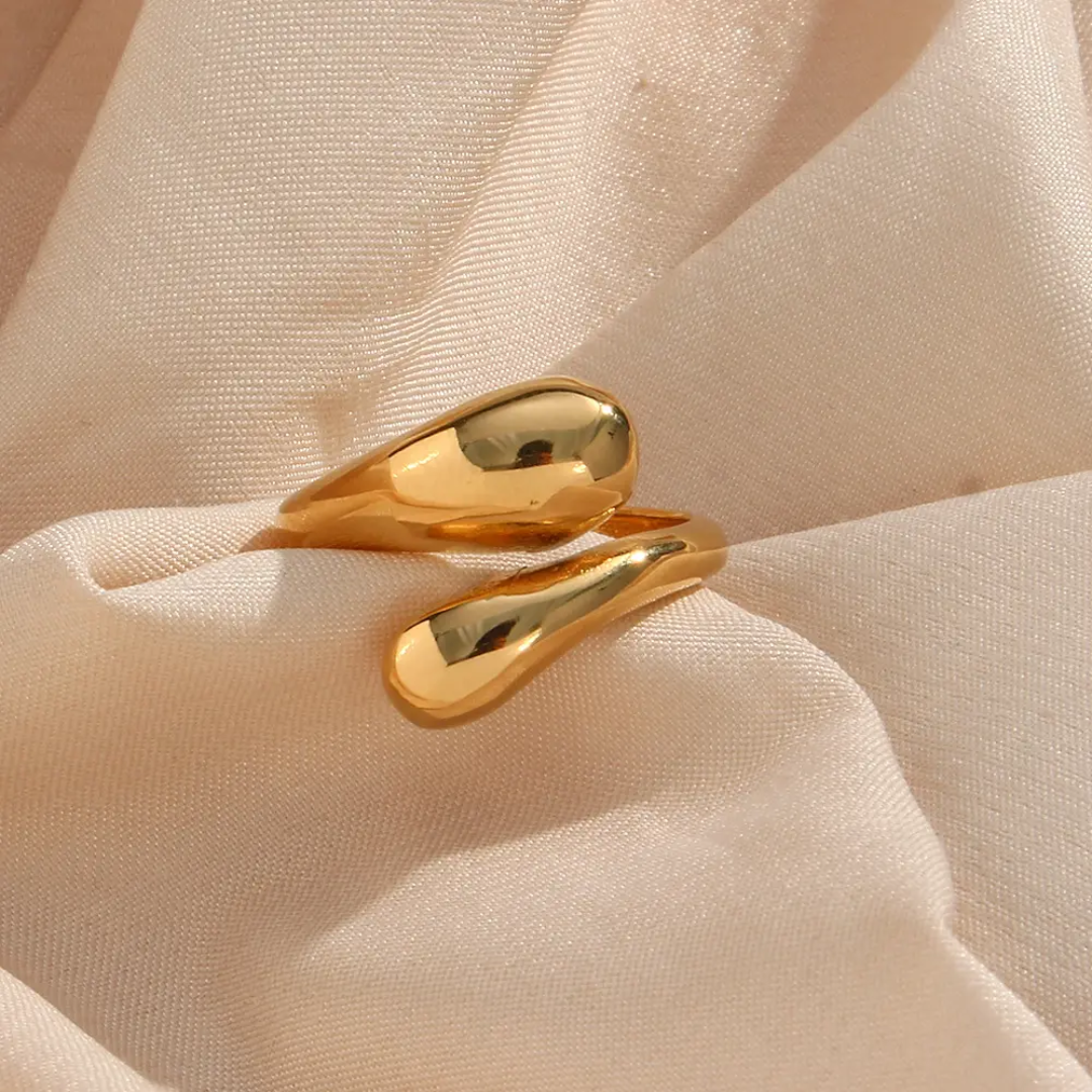 Orlina Twisted Gold Ring