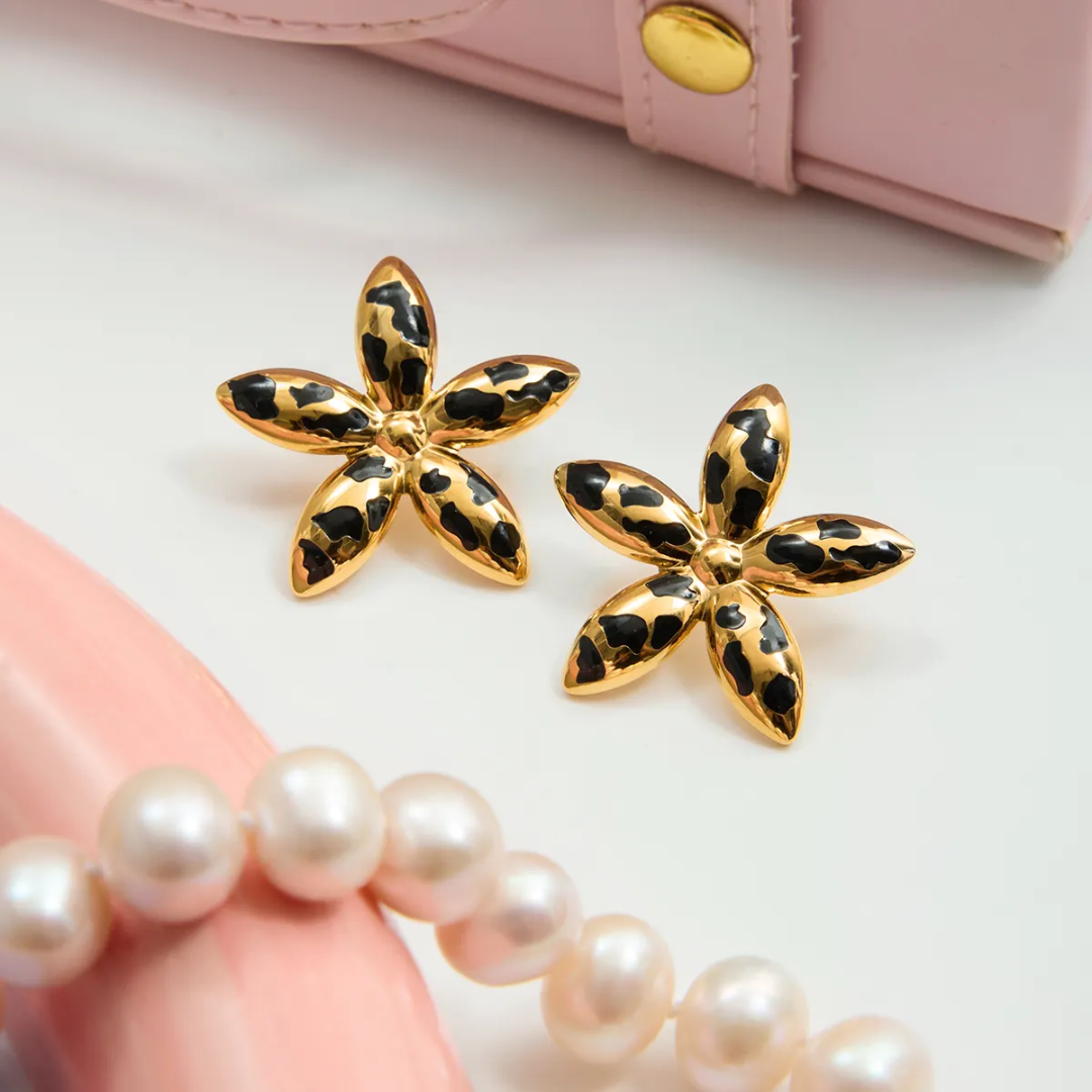 Erica Black Star Earrings