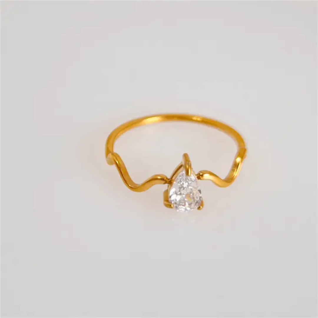 Iravi Drop Diamond Ring