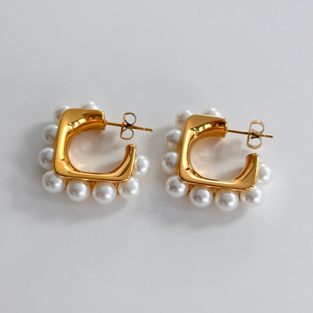 Squara Pearl Box Hoops