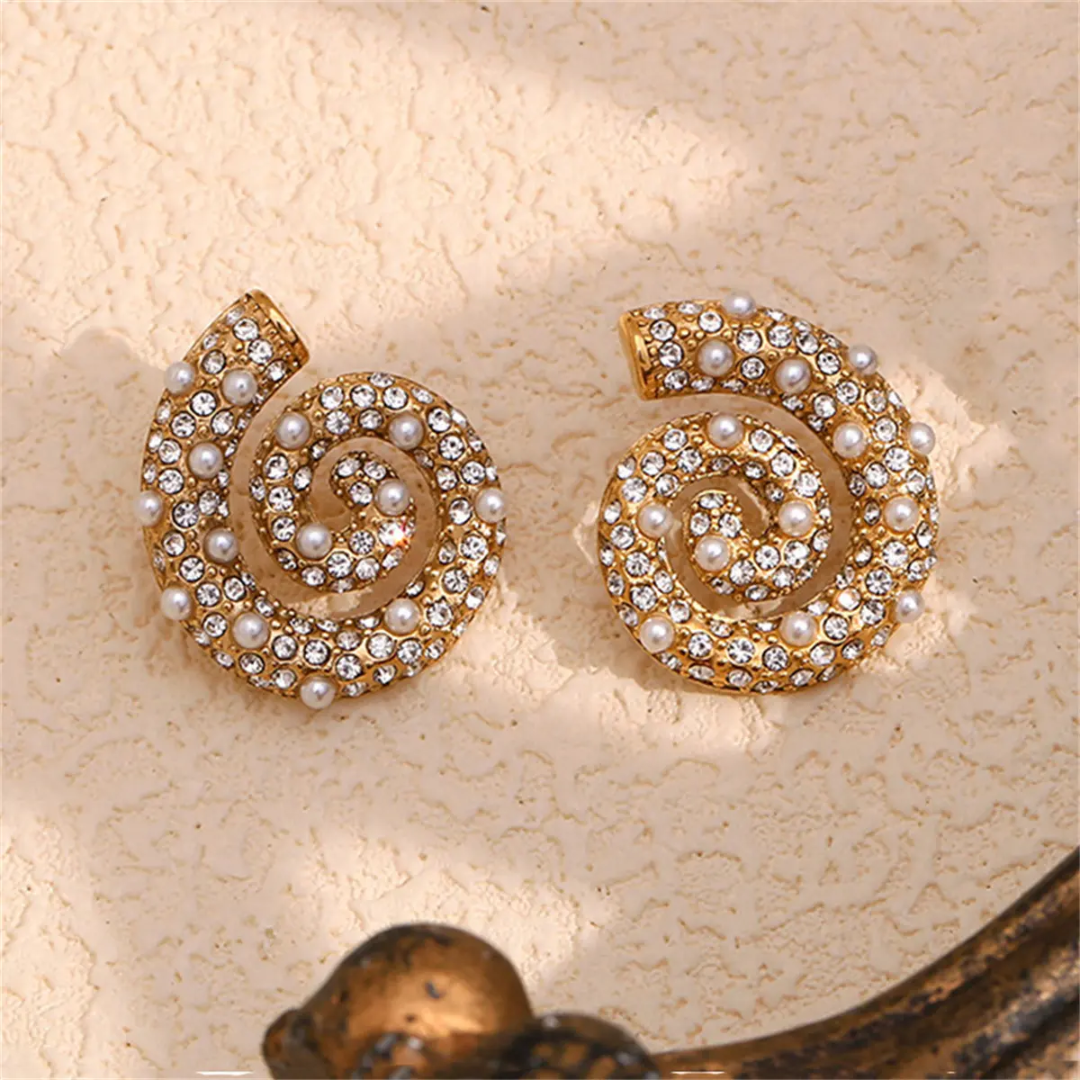 Sparkling Pearl Party Earrings✨