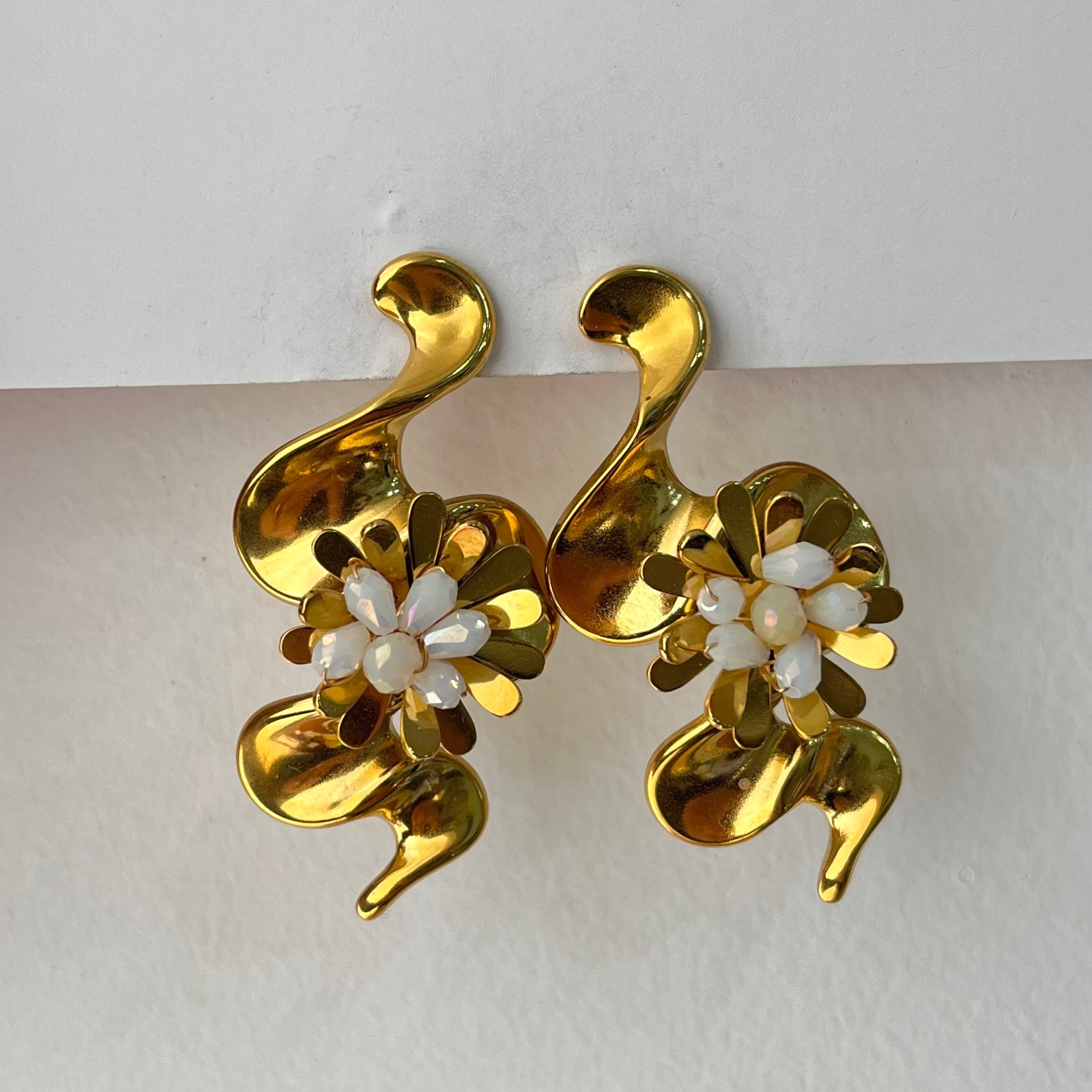 Monalisa Pearl Statement Earrings