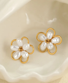Lavendi Pearl Flower Earrings