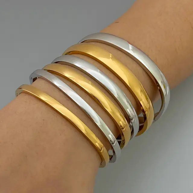 Dare To Be Gold Plain Cuffs