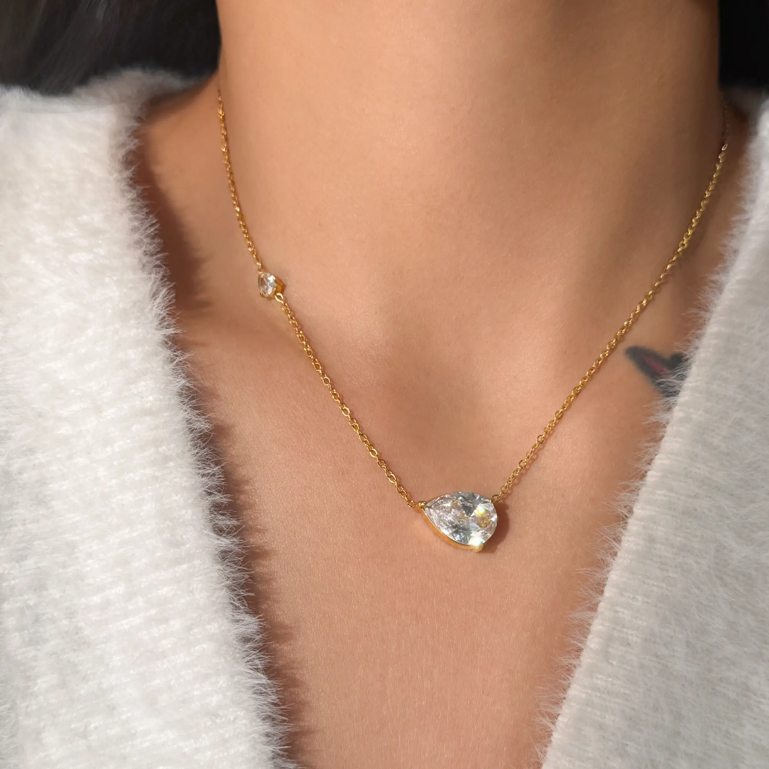 Alisa Drop Diamond Necklace✨