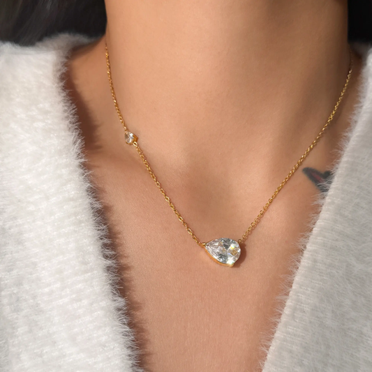Alisa Drop Diamond Necklace✨