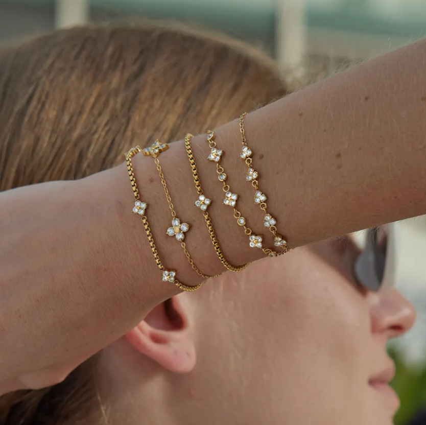 Wezi Clovy Diamond Bracelet