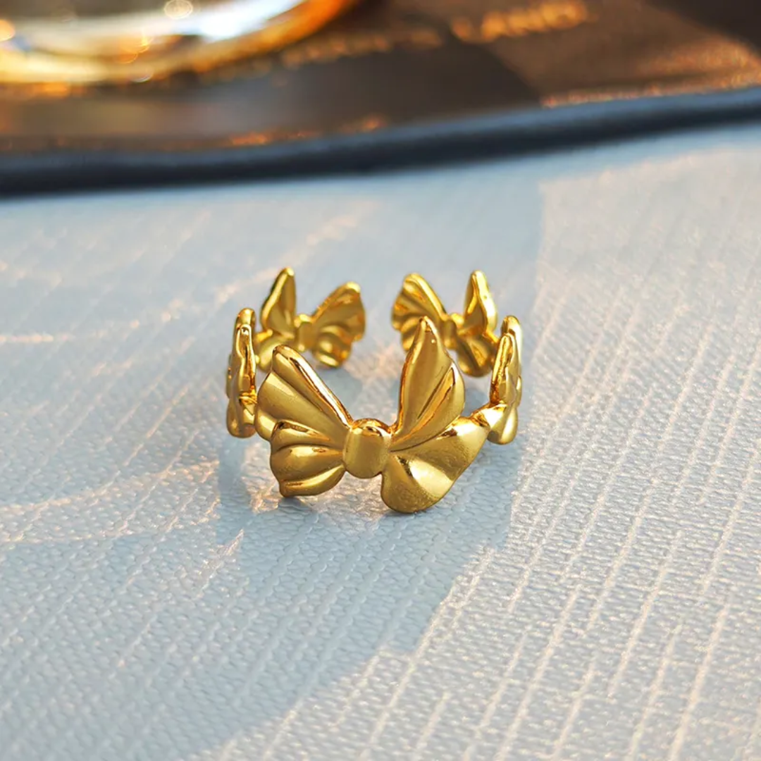 Bow Gold Ring