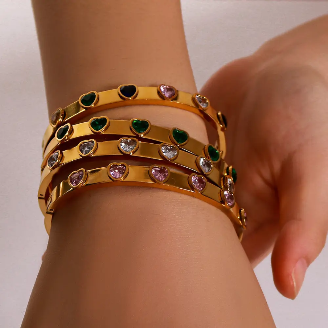 Pitty Green Heart Cuff