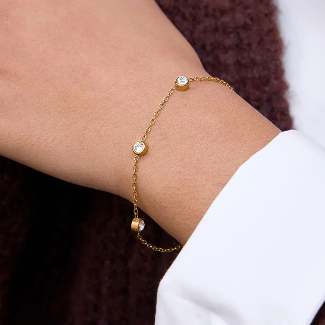 Minimal Demi Stone Bracelet
