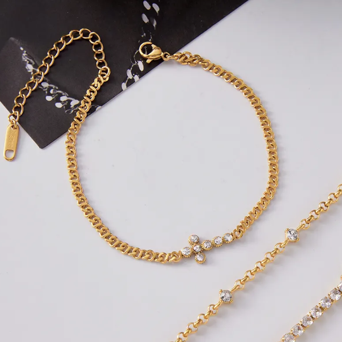 Glow Diamond Cross Bracelet