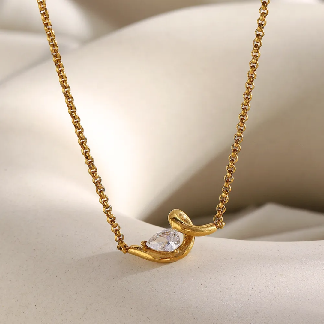 Hosana Drop Diamond Twisted Necklace