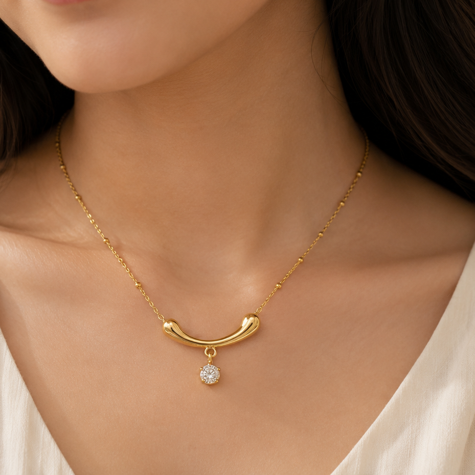 Hanging Diamond Swing Necklace
