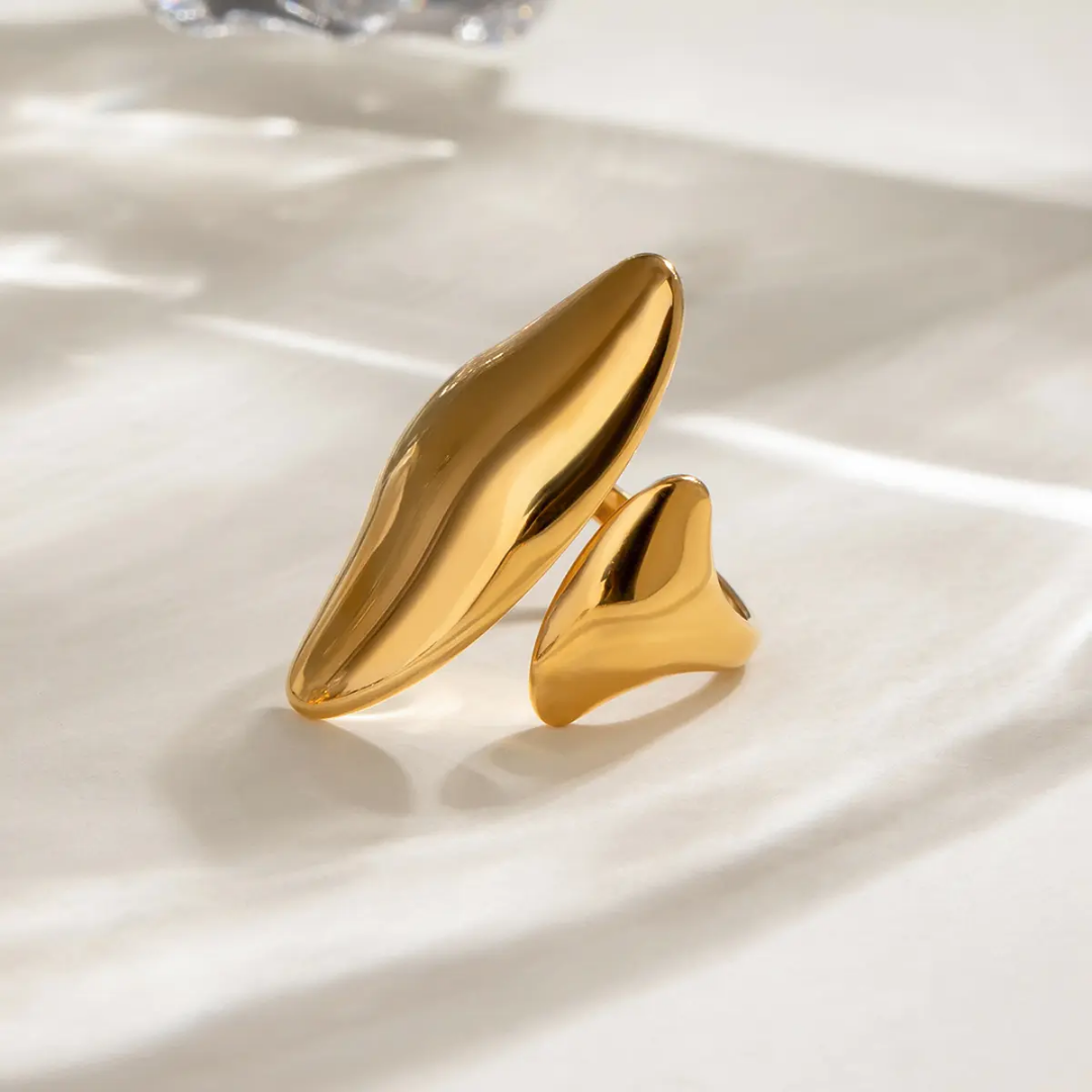 Hwana Bold Statement Ring