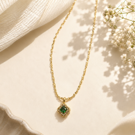Evily Dainty Diamond Necklaces