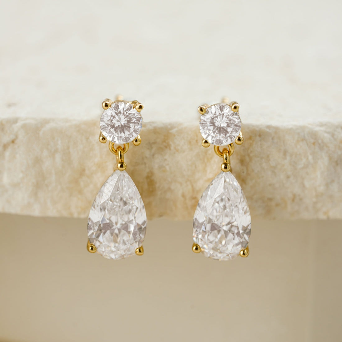 Oshi Drop Diamond Studs✨