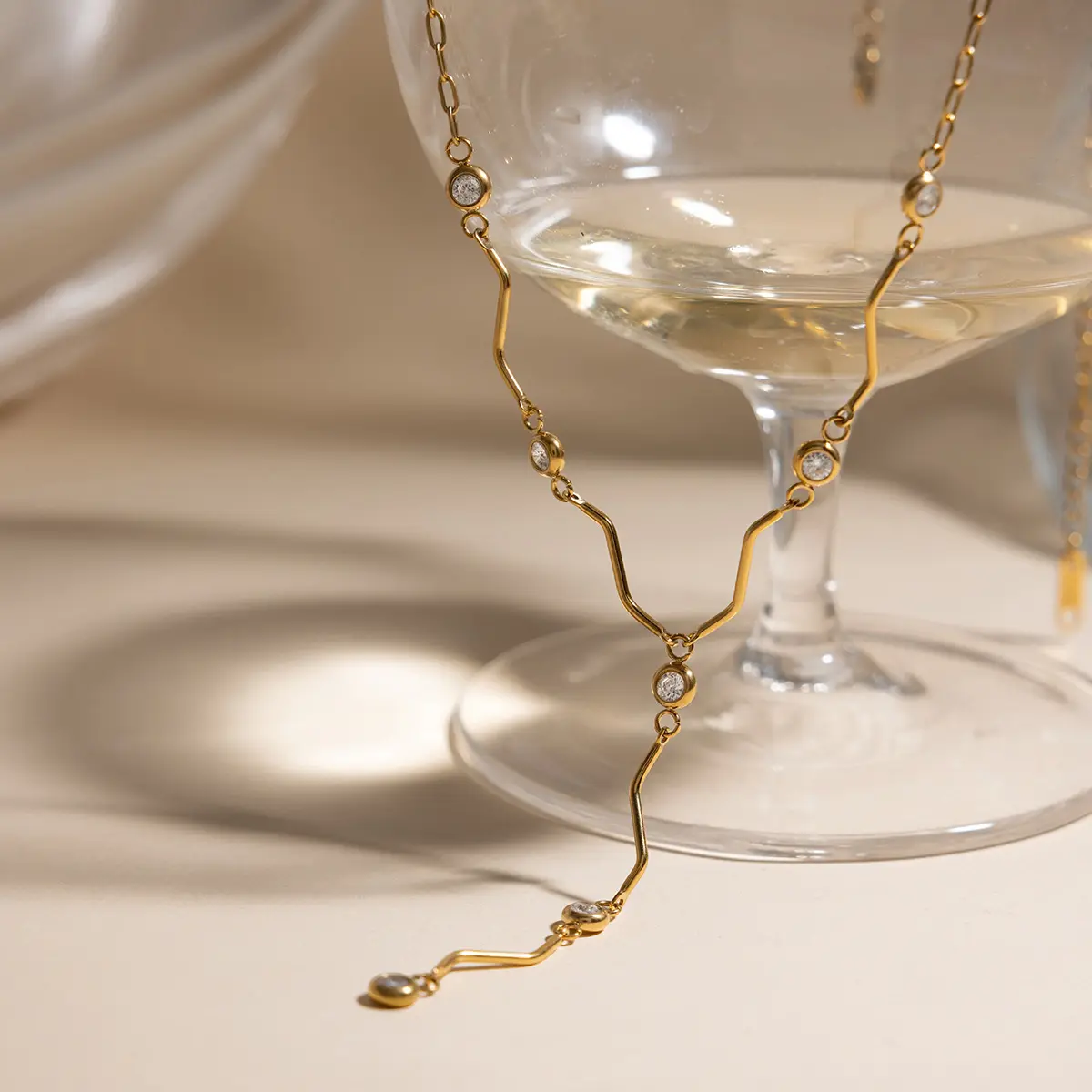 Meriam Diamond Wavy Necklace✨