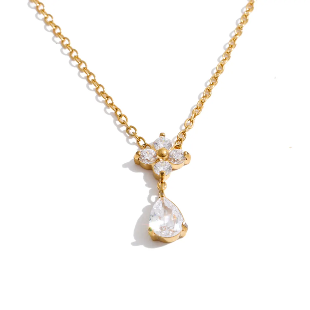 Ilora Flower Diamond Necklace