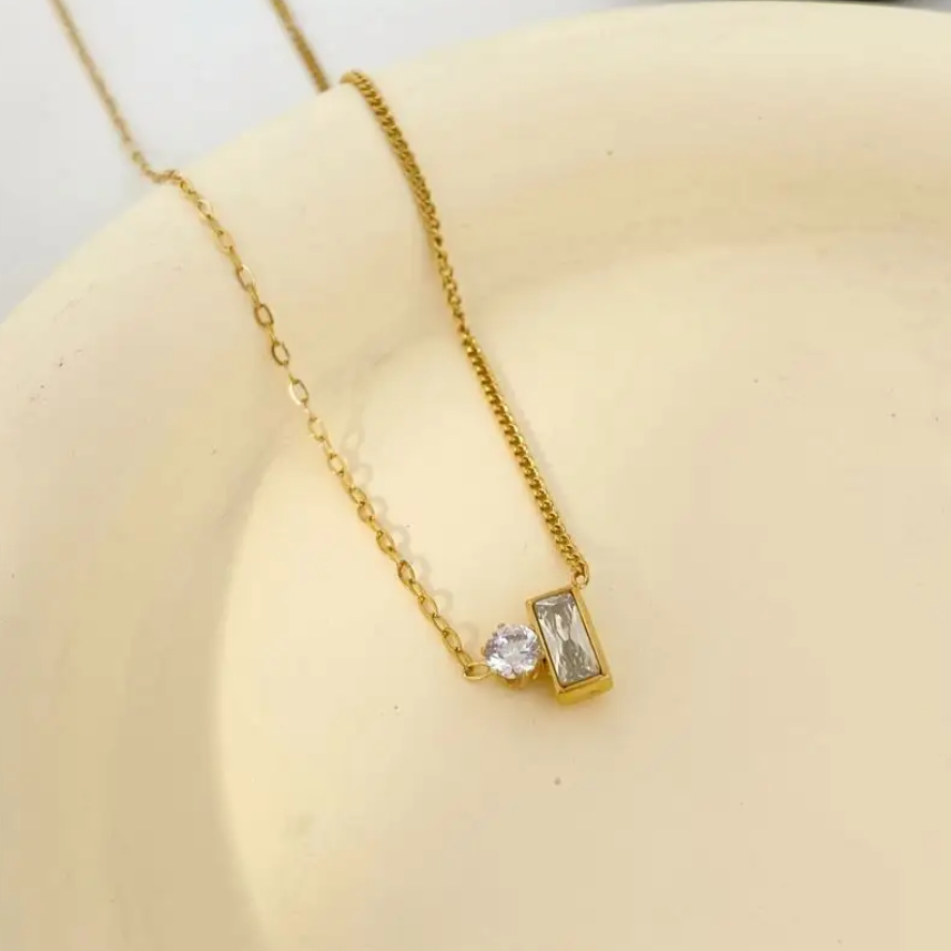 Suha Dainty Diamond Necklace
