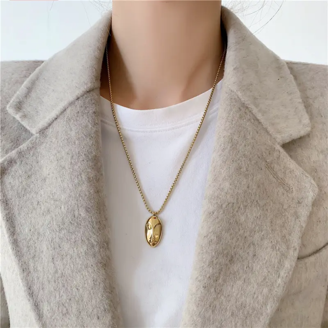 Face off Gold Necklace✨