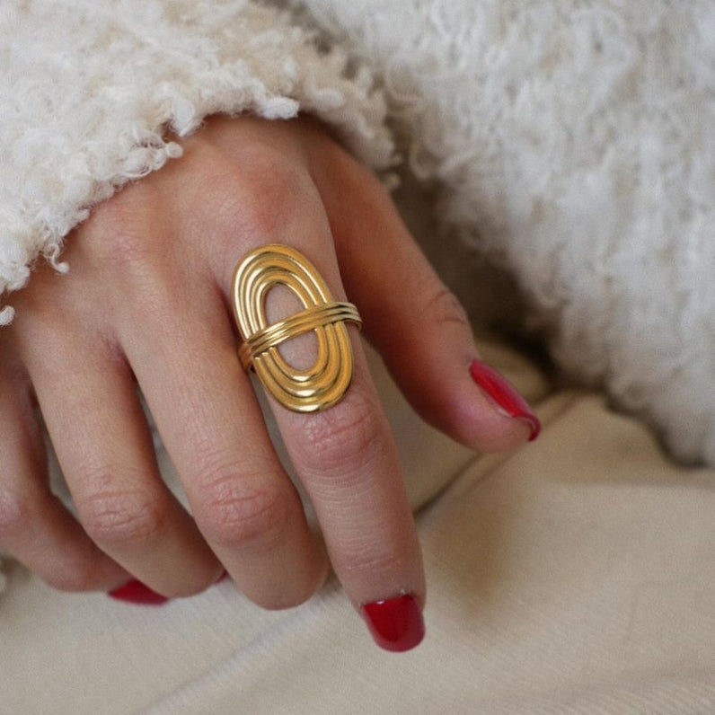Statement Fusi Gold Ring