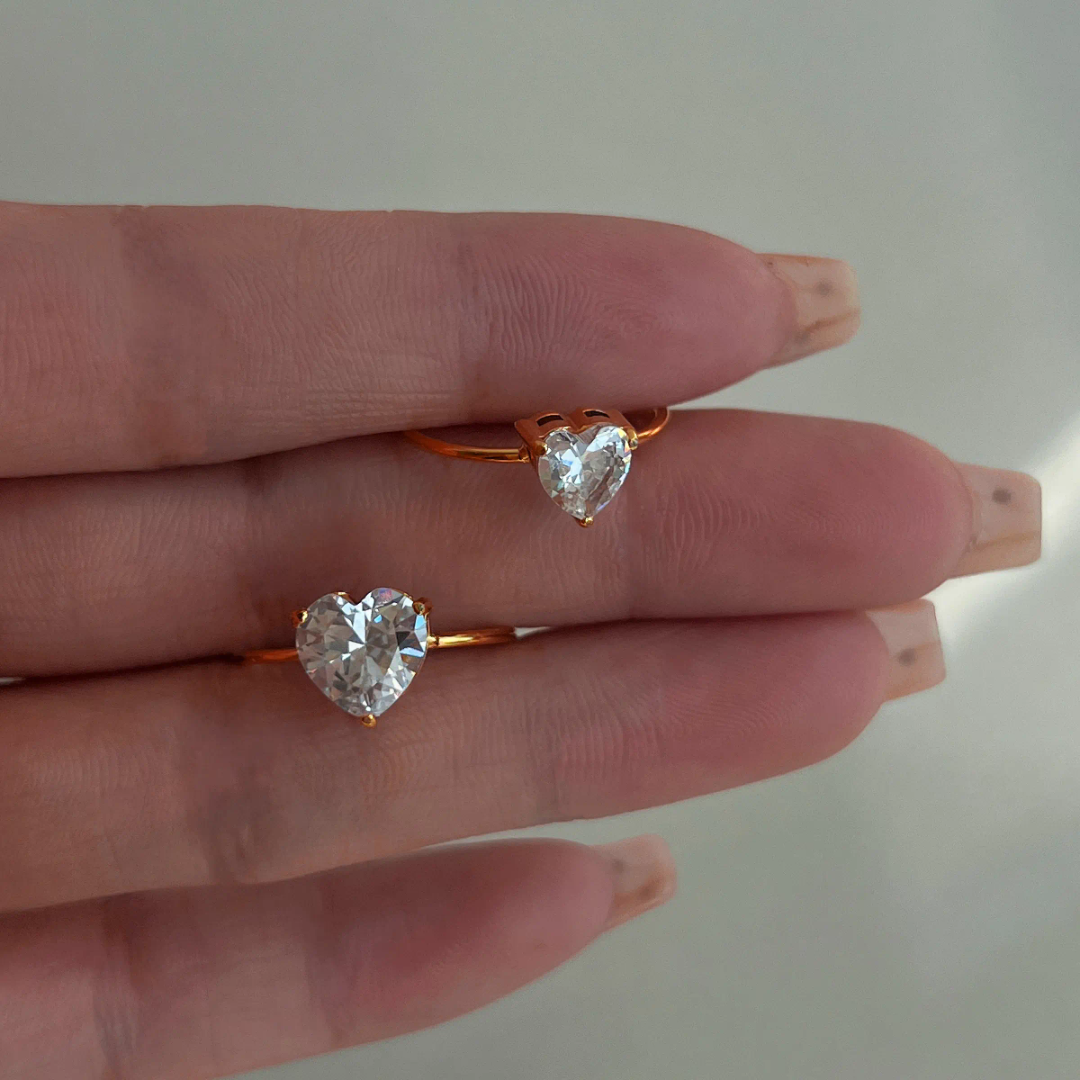 Diana Solitaire Gold Rings