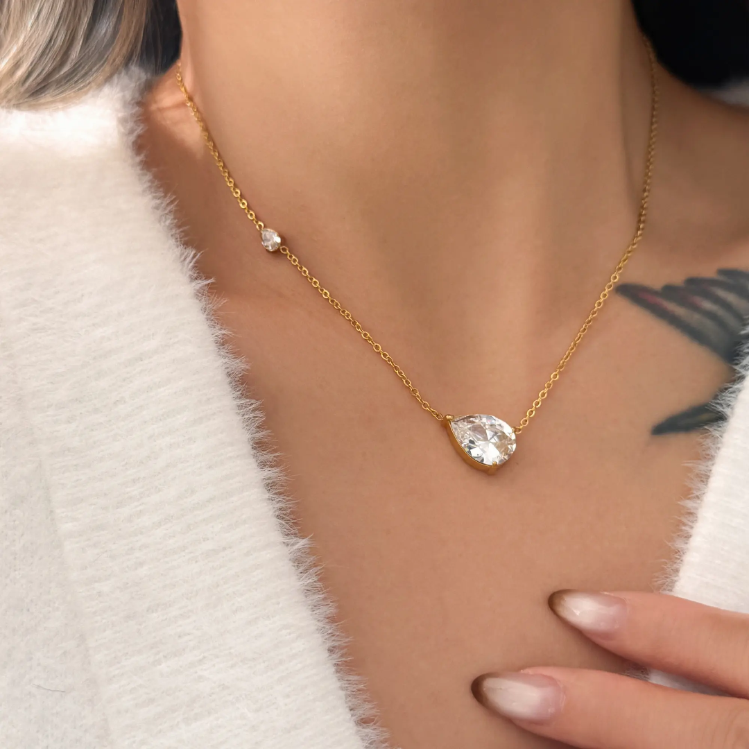 Alisa Drop Diamond Necklace✨