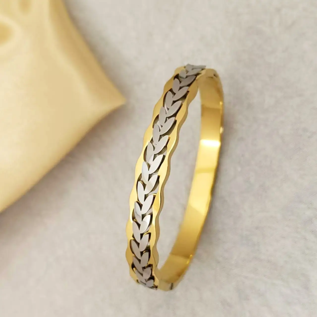 Ahana Leaf Dual Colour Cuff