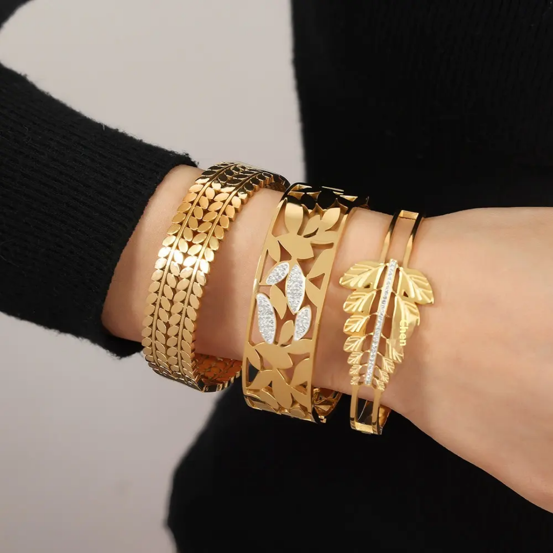 Zinia Statement Gold Cuff✨