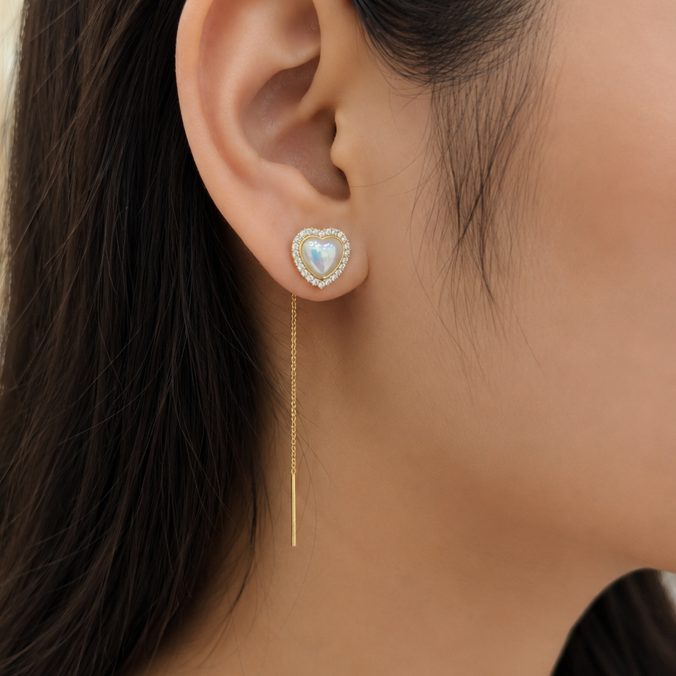 Madonna Sui Dhaga Heart Earrings