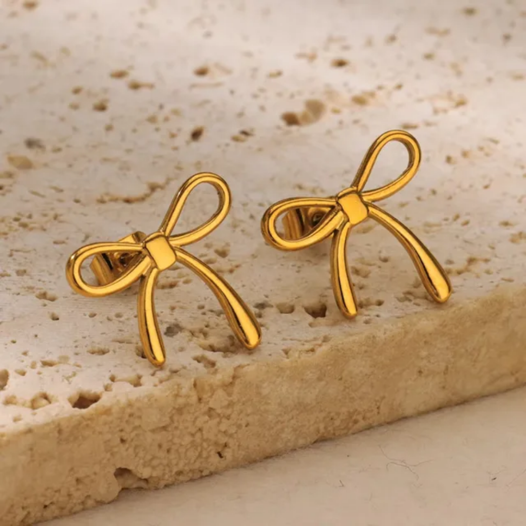 Qira Small Bow Earrings