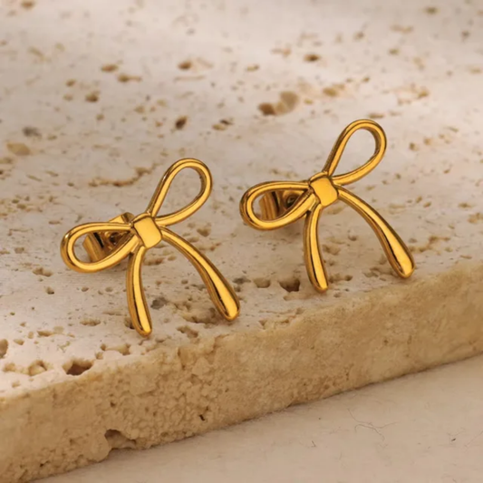 Qira Small Bow Earrings