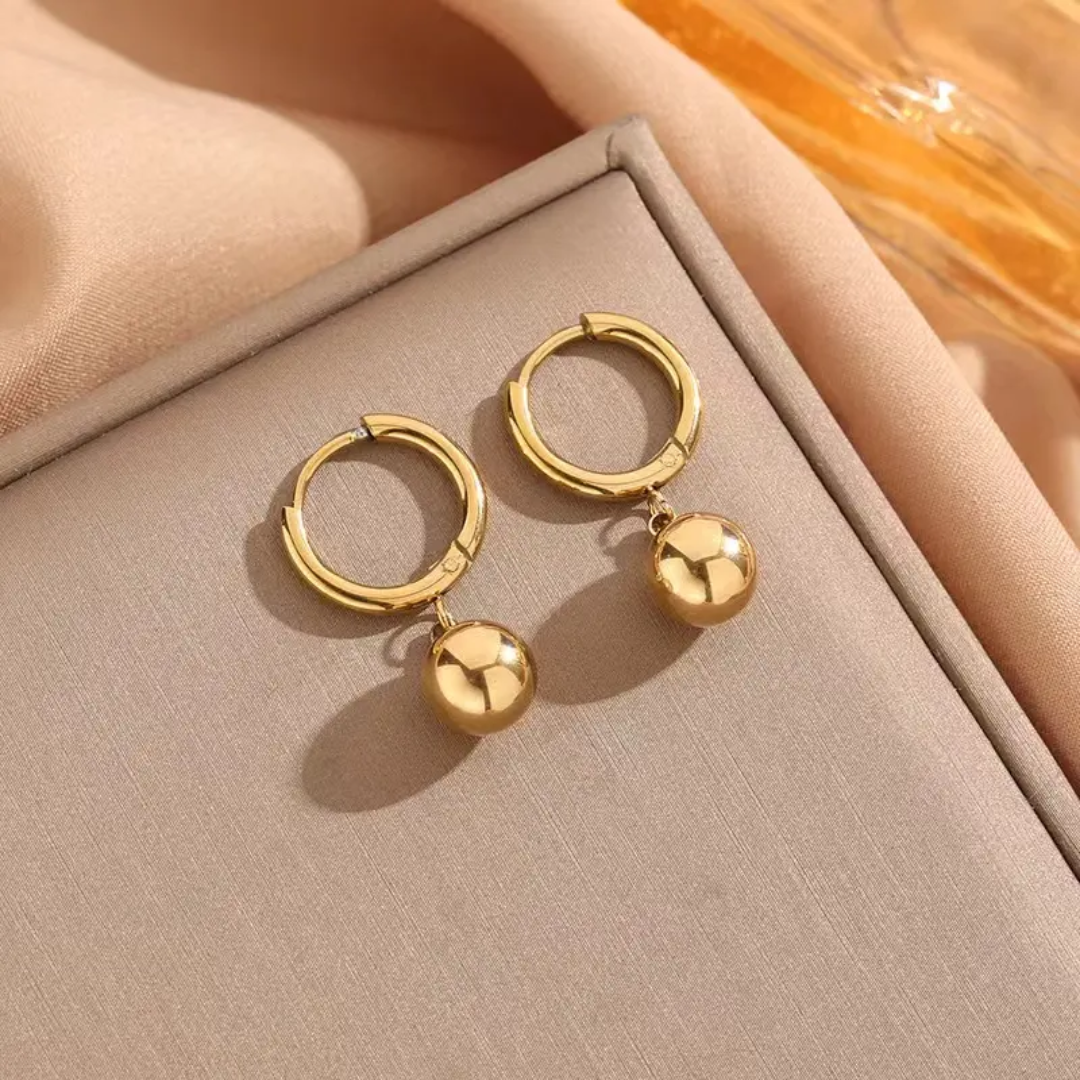 Ruru Ball Golden Earrings