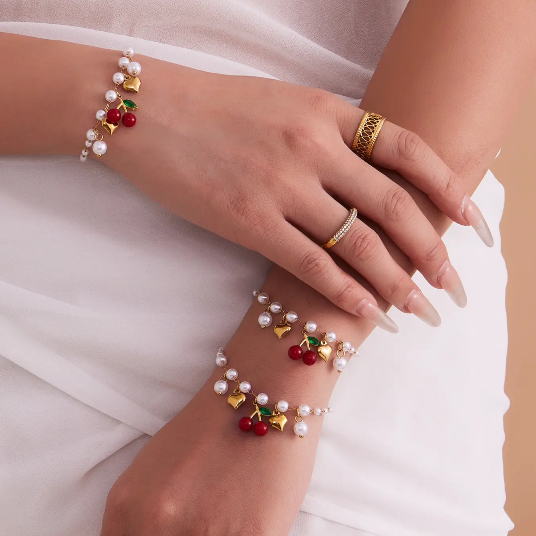 Ivory Strawberry Pearl Bracelet