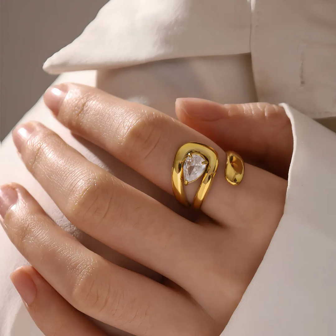 Exorty Statement Diamond Ring