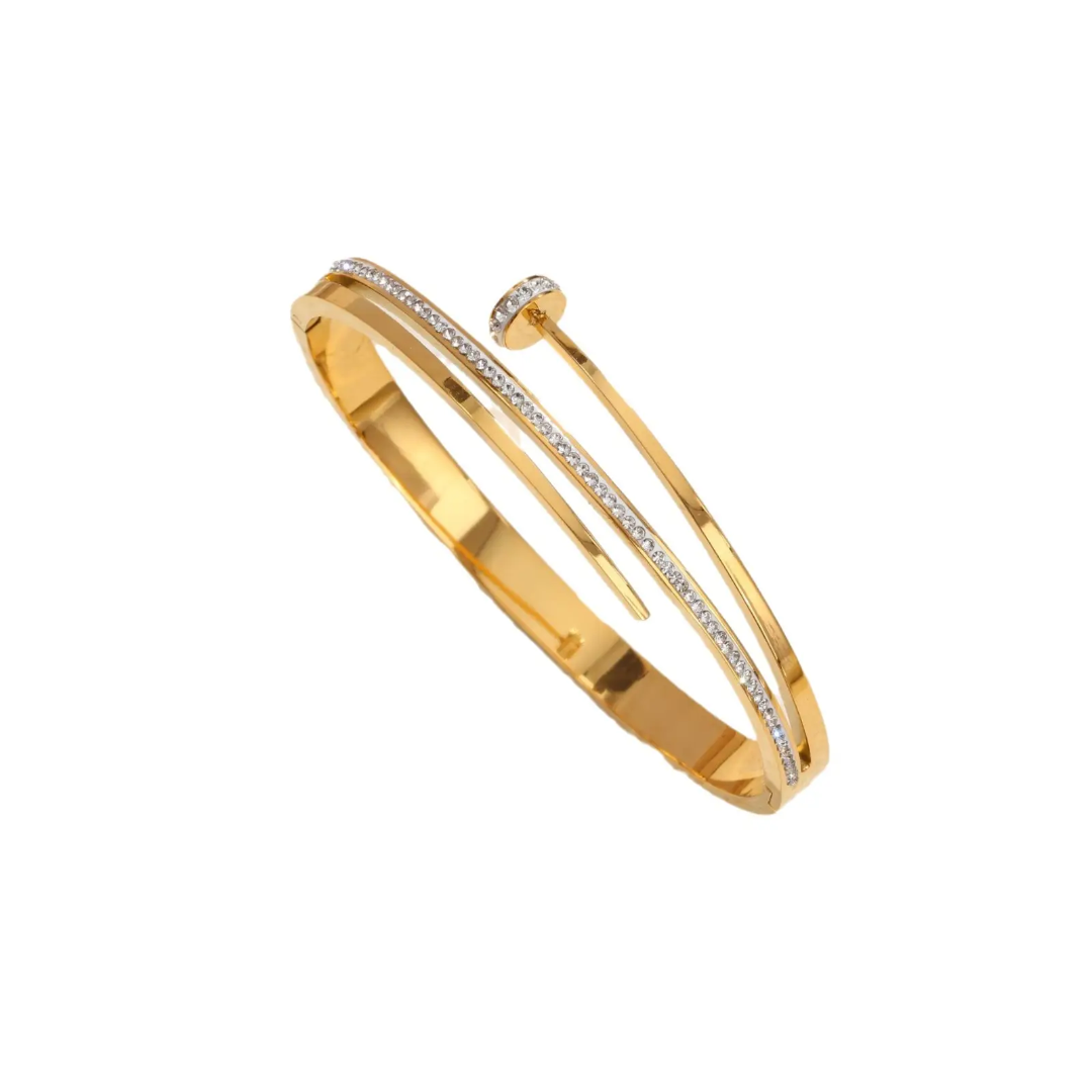 Wiara Nail Gold Cuff