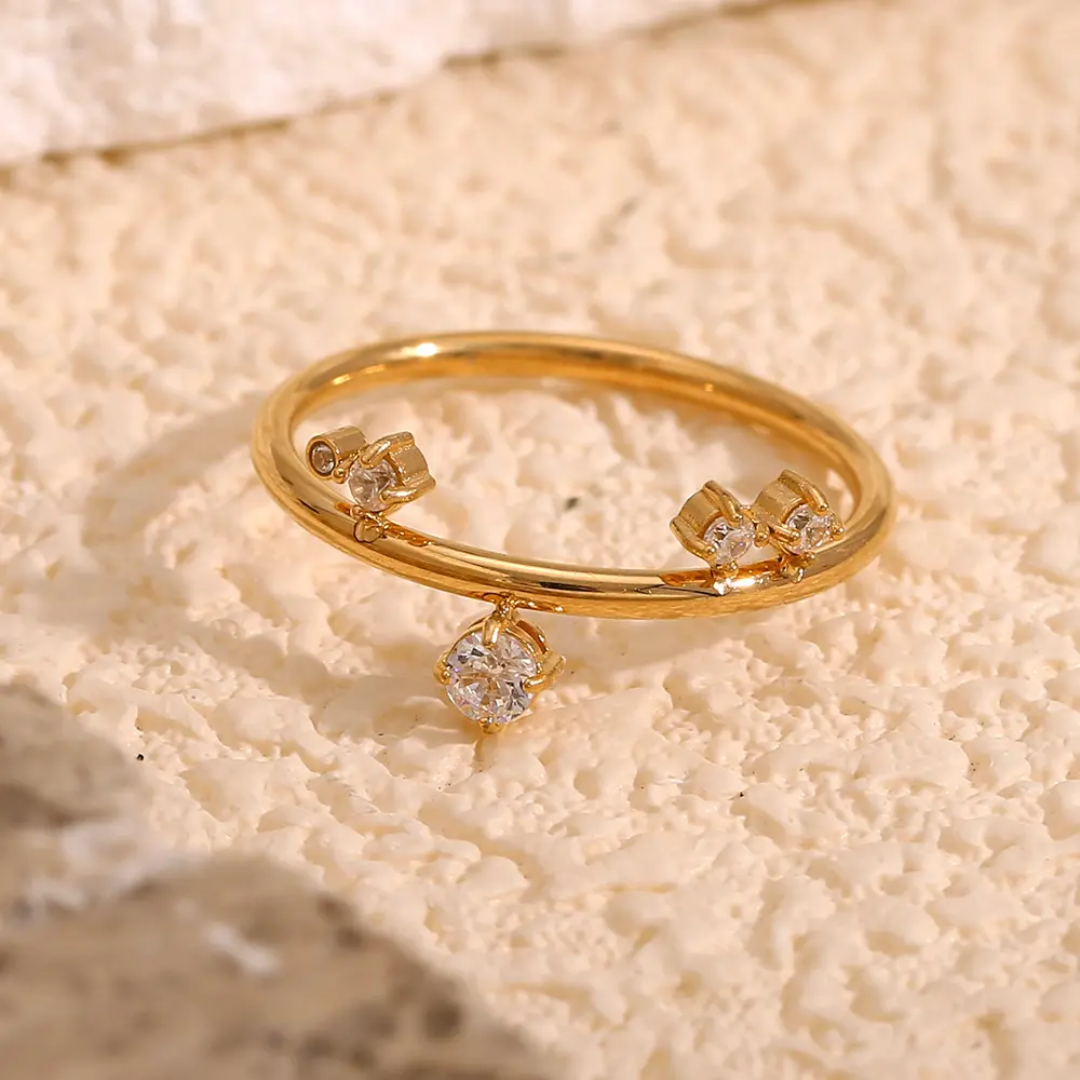 Hana Dainty Tridiamond Ring✨