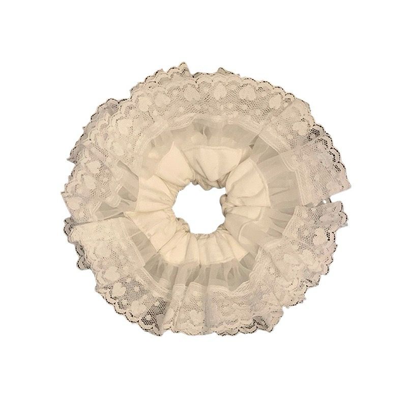 Snowberry Ruffle Scrunchies