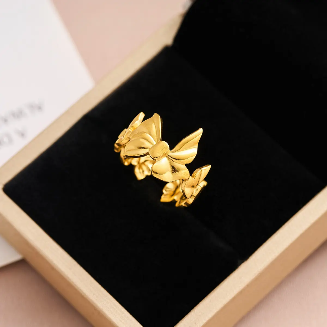 Bow Gold Ring