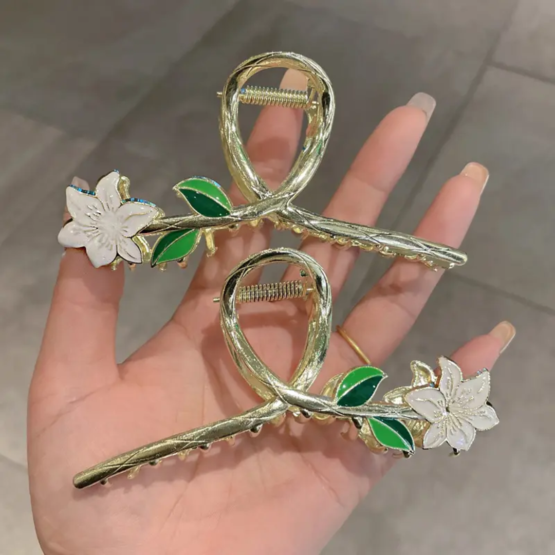 Lily Flower Cute Clutcher