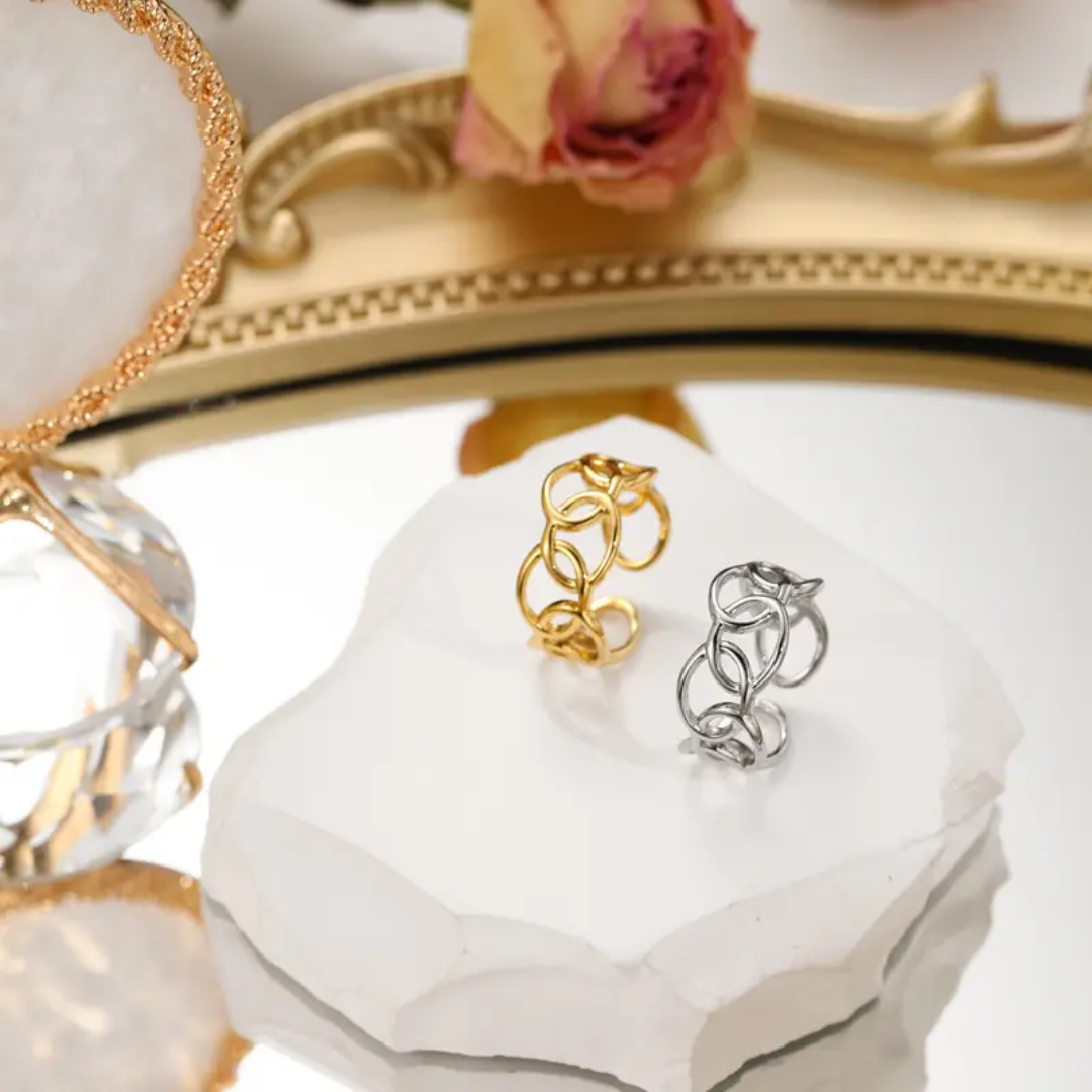Goggli Circle Ring