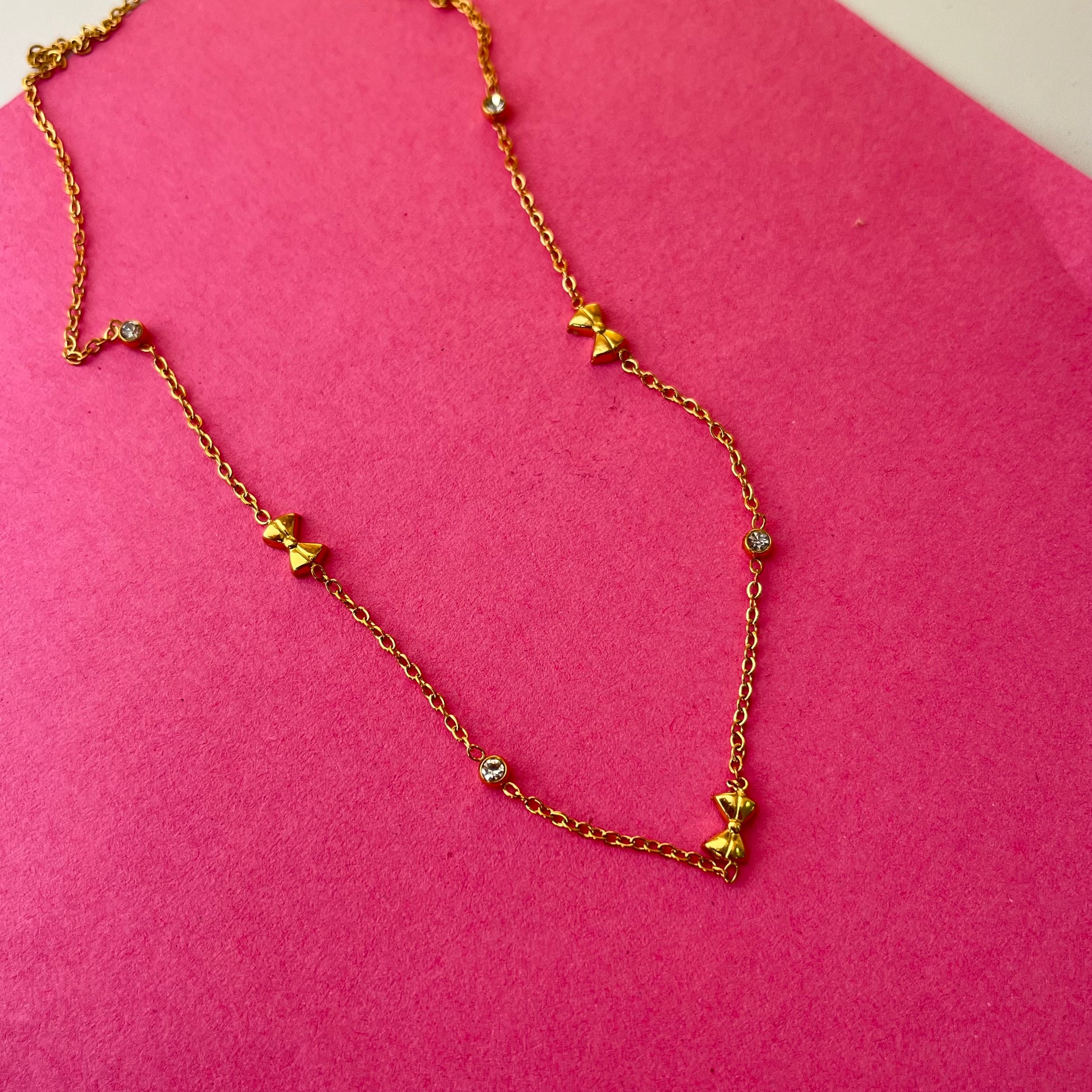 Delulu Pretty Little Bow Necklace