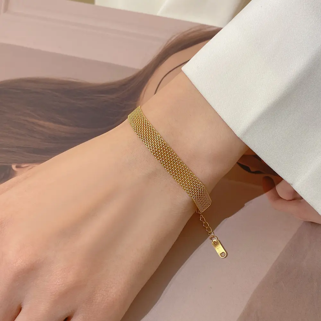 Net Sassy Gold Bracelet✨