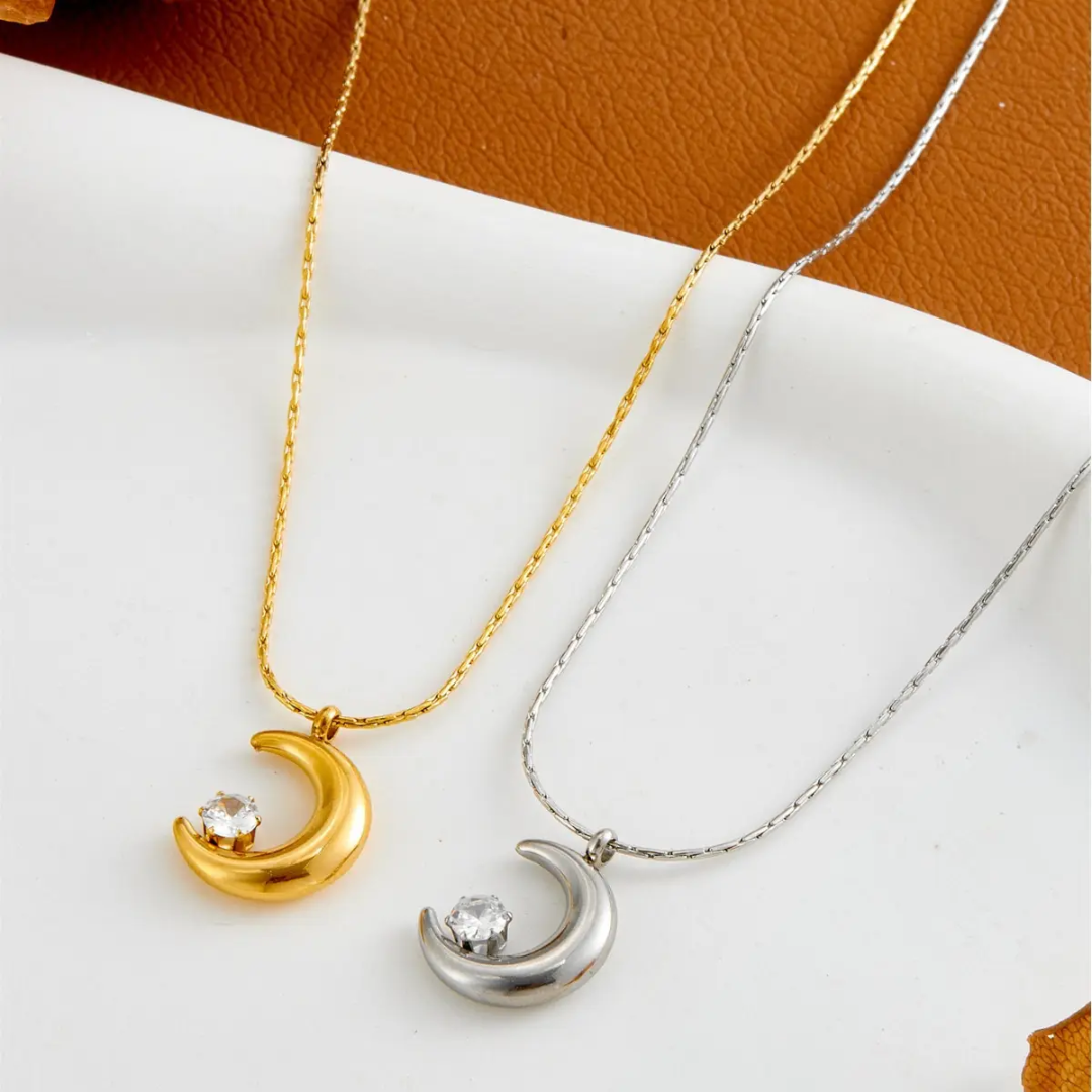 Ura Moon Diamond Necklace