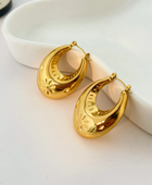 Fiona Statement Star Hoops